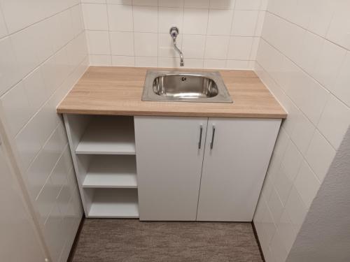 Irodai, szállodai és ipari belső terek