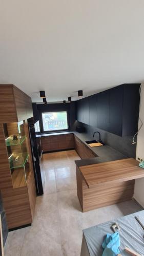 IMG-cdbdf1f8309621b7b01115eb29ee62b6-V